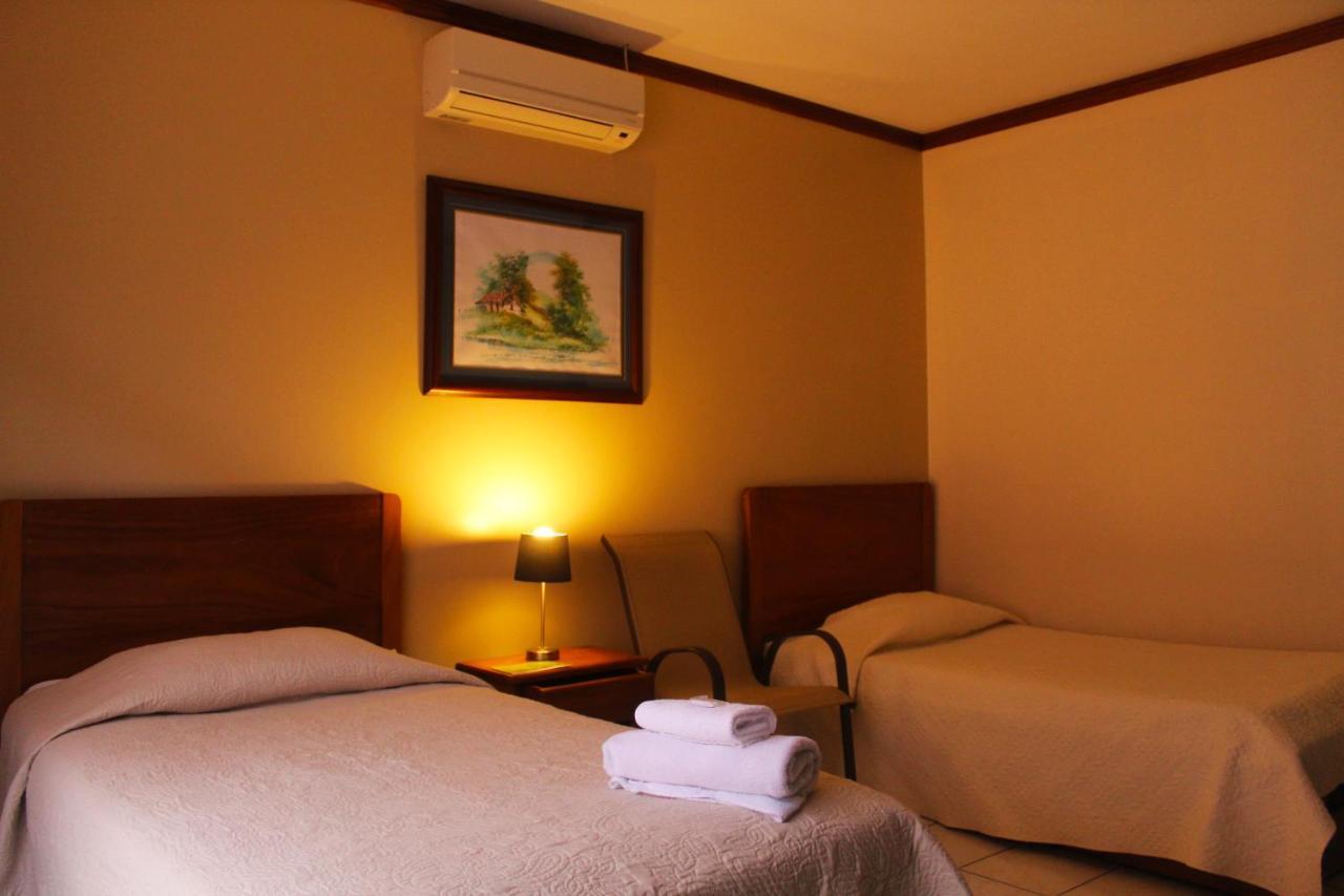 Hotel Guadalupe Tilarán Dış mekan fotoğraf